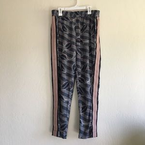 HEI HEI Anthropologie Boho Pants size Small